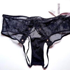 NWT/ Victoria's Secret Black Lace Panties